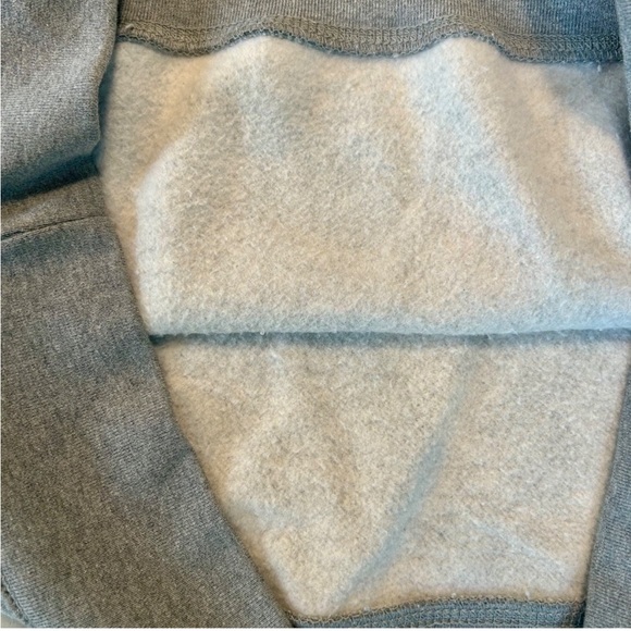 University of Florida Crewneck Sweatshirt (Adult Medium) - Picture 3 of 4